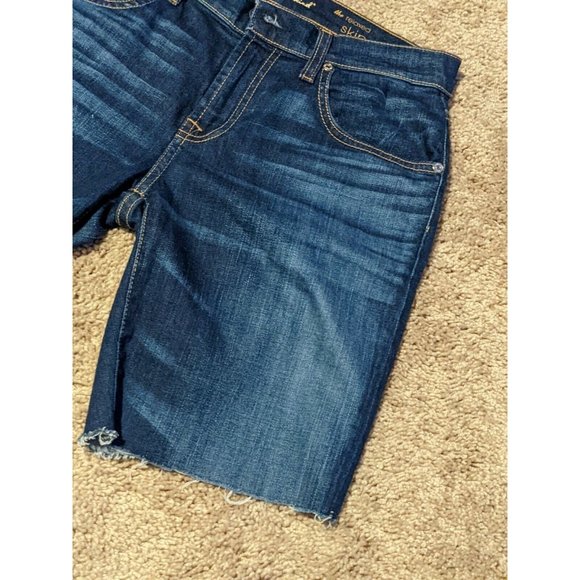 7 For All Mankind Dark the relaxed skinny women shorts Sz. 26 - Picture 2 of 10